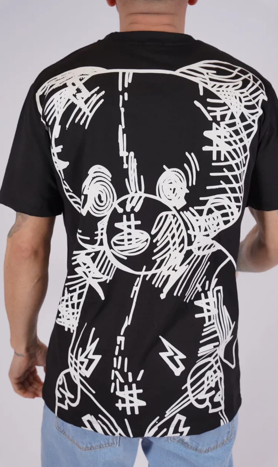 T-Shirt Nera con Fantasia Orsetto